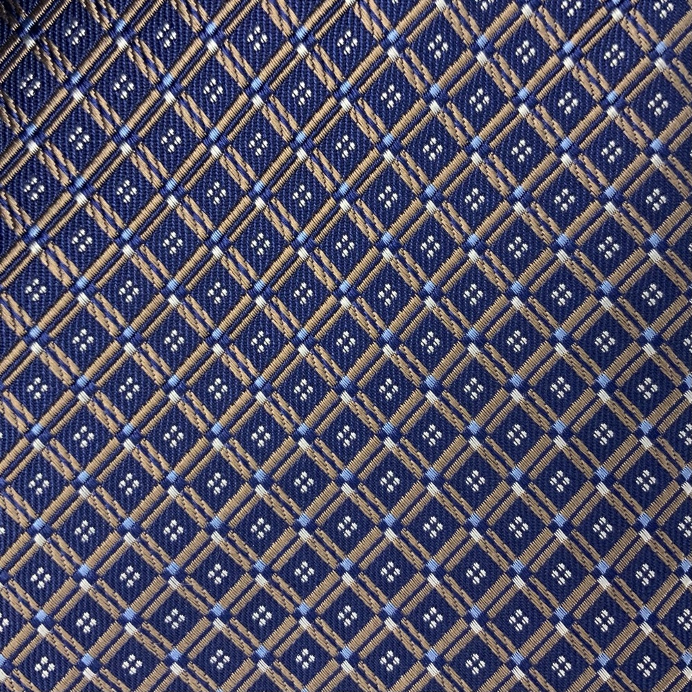 Jos. A. Bank Traveler Collection Stain Resistant XL Silver and Blue Silk Tie
